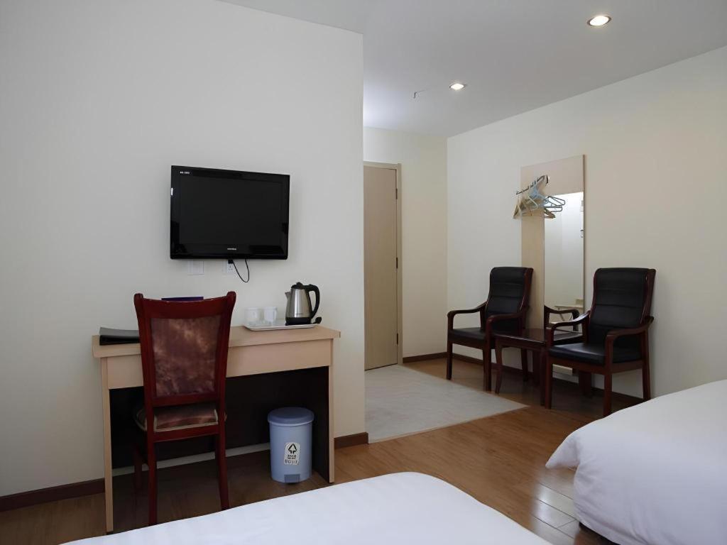 Beijing Yi Jia Hotel ภายนอก รูปภาพ