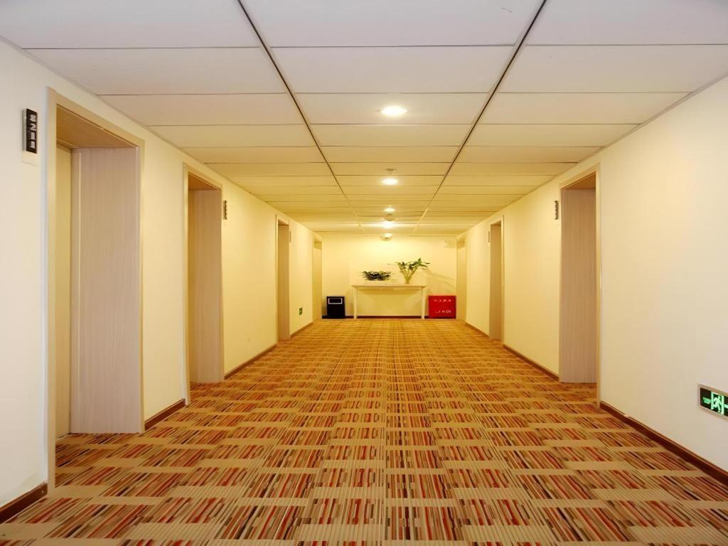 Beijing Yi Jia Hotel ภายนอก รูปภาพ